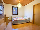 Schlafzimmer 2 im OG - 