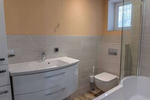 Wannenbad im EG - 
