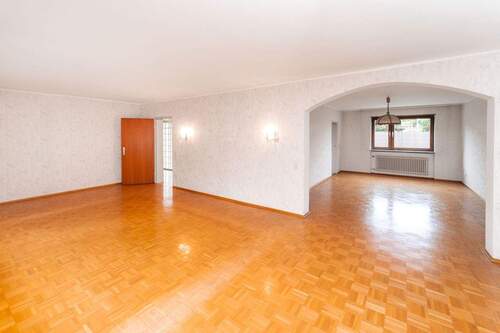 Wohn-/Essbereich - 5 Zimmer Doppelhaushälfte zum Kaufen in Ludwigshafen am Rhein
