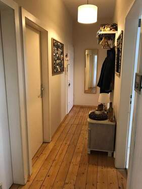 Diele - Helle charmante 3-Zimmerwohnung ***Citynah***