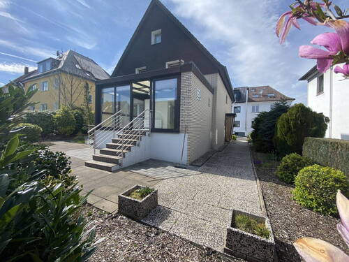 Gartenansicht - 1 Zimmer Mehrfamilienhaus, Wohnhaus zum Kaufen in Bielefeld