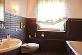Tageslichtbad m. Wanne DG - 
