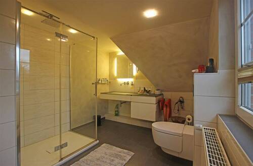 Voll- u. Duschbad - Bild 2 - 