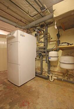 moderne Heiztechnik im Kellergeschoss - 