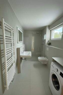 Bad EG final - Doppelhaushälfte mit 150,00 m² in Baierbrunn zum Kaufen