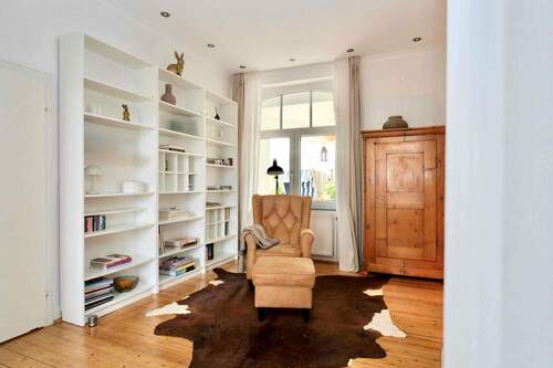 Wohnzimmer - Ansicht 3 - Einfamilienhaus mit 144,50 m² in Kaarst zum Kaufen