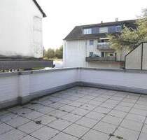 3-Zimmerwohnung mit großer Dachterrasse mitten in Leverkusen-Lützenkirchen!