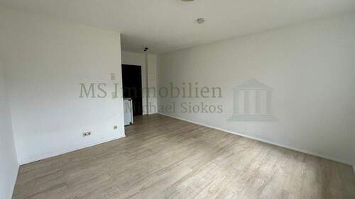 Zimmer Ansicht 3 - 1 Zimmer Etagenwohnung in Ludwigshafen