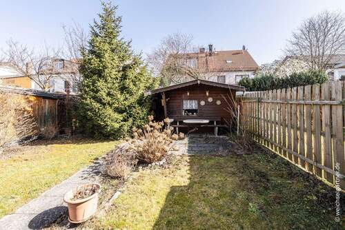 Charmanter Gartenbereich - Grundstück in München zum Kaufen