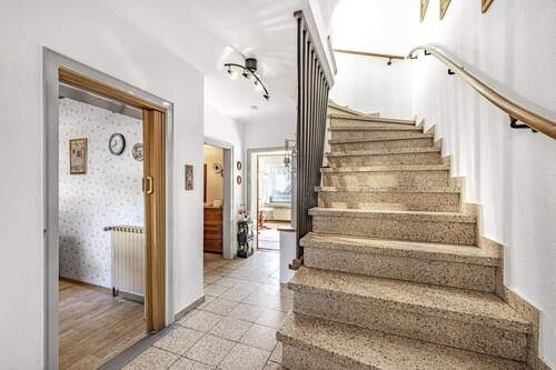 Diele EG - 4 Zimmer Reihenmittelhaus in Wuppertal