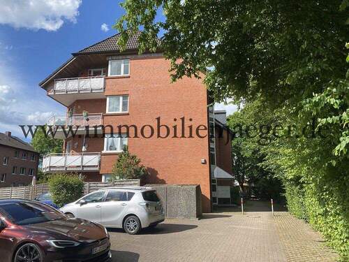 Gebäudezugang - 3 Zimmer Etagenwohnung in Norderstedt