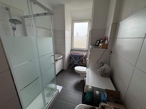 b555a6bc-fc02-41e4-93d9-e7f0bf3e2bfe.jpg - 