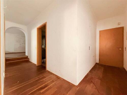 Flur / Wohnungseingang - 