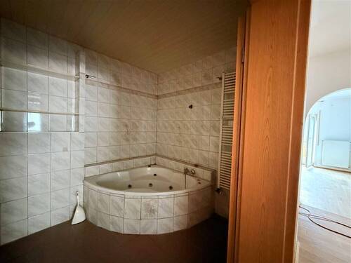 Eckbadewanne - 