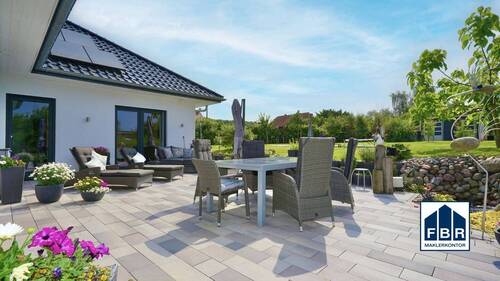 Großzügige Terrasse - 