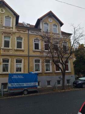 Hausfassade - Helle 4 Zimmerwohnung, mit Aussicht: Raum für Entfaltung und zentrumsnahes Wohnen in der Oststadt