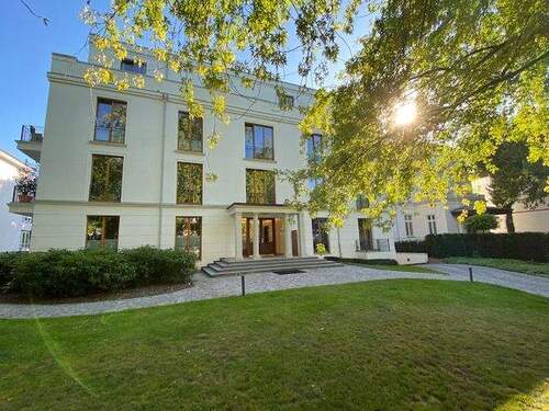 Hauseingang, Zufahrt über Auguststraße - Wohnhighlight direkt an der Alster