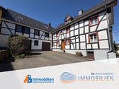 Startbild - Vielseitiges Wohnensemble mit zwei Häusern! Wohnen, Arbeiten und Leben unter einem Dach