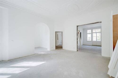 RB Raumtotale - 8 Zimmer Etagenwohnung in Berlin