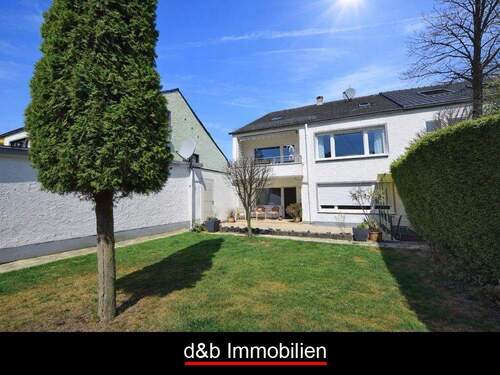 1.JPG - Kauf im Paket: 2 vermietete Wohnungen & 1 Garage in einem 3-Familienhaus in Bonn-Röttgen.