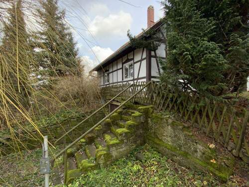 Treppe zum Grundstück - 