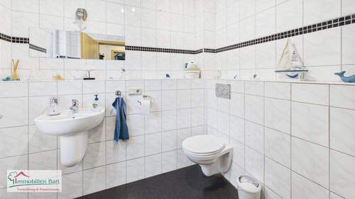 Gäste-WC - 4 Zimmer Einfamilienhaus in Wincheringen