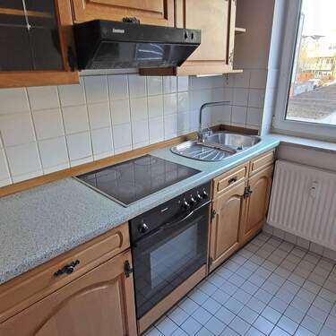 mit Cerankochfeld und Geschirrspüler - 