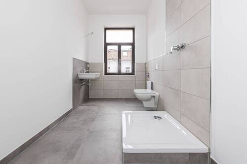 Baugleiche Wohnung - Badezimmer - 