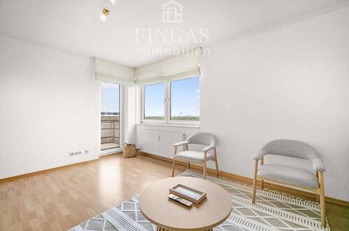 Wohnzimmer - 3 Zimmer Etagenwohnung zum Kaufen in Bremen
