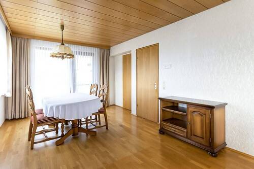 Essen - 5 Zimmer Einfamilienhaus in Hayingen