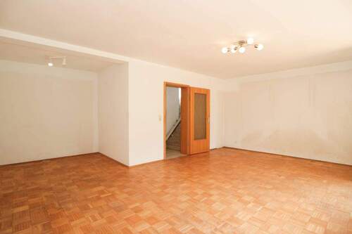 18789 (34) - 6 Zimmer Reihenendhaus in Grevenbroich/Langwaden