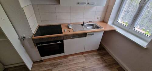 Einbauküche vom Vormieter (VB) - 