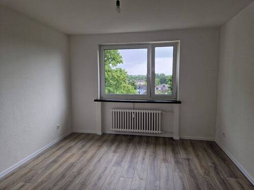 Schlafzimmer - 3 Zimmer Etagenwohnung zur Miete in Duisburg