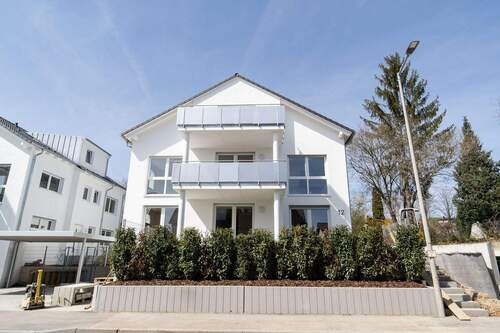 1_Außenansicht_I - Abstatt: Modern, hochwertig und geräumig - 4-Zimmer-Wohnung zwischen Weinbergen und Stadt