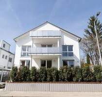 Abstatt: Modern, hochwertig und geräumig - 4-Zimmer-Wohnung zwischen Weinbergen und Stadt