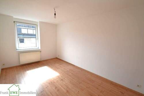 Wohn-Schlafzimmer, 2-Zimmer-Wohnung mit Appartement zum Kauf in Düsseldorf Eller, Frank Ewe - 