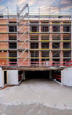 Einfahrt in die Tiefgarage - 