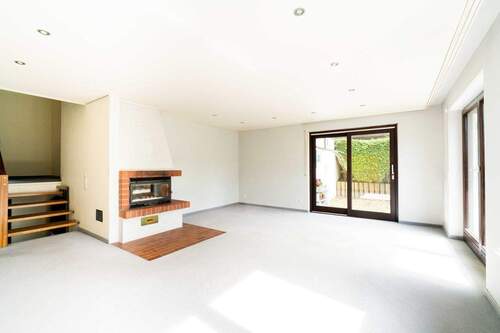 Wohnzimmer - 4 Zimmer Reihenendhaus in Weßling / Oberpfaffenhofen