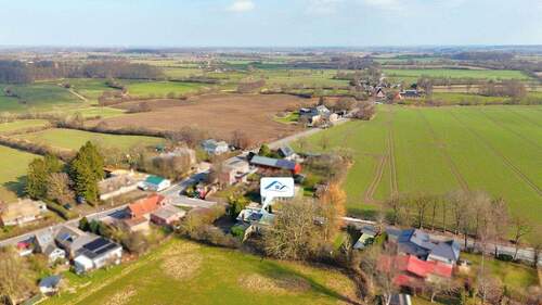 Wunderschöne Landschaft - 6 Zimmer Einfamilienhaus zum Kaufen in Esgrus