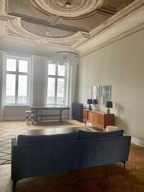 Wohnzimmer - 2 Zimmer Etagenwohnung zur Miete in Hamburg