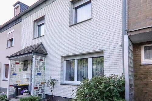 Hausansicht vorne II - 5 Zimmer Reihenmittelhaus in Monheim am Rhein
