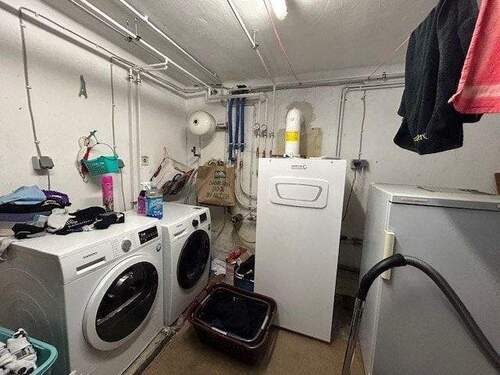 Waschküche -Heizungsraum EG - 6 Zimmer Reihenendhaus in Sulzbach