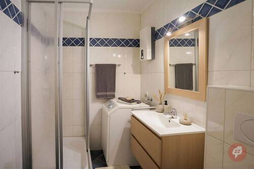 Badezimmer - (KI generiert) - 