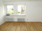 Zimmer 2 - 3 Zimmer Etagenwohnung in Nürnberg