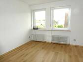 Zimmer 2 - Etagenwohnung mit 85,00 m&sup2; in Nürnberg zur Miete