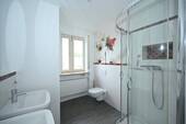 Zeitloses Duschbad - 