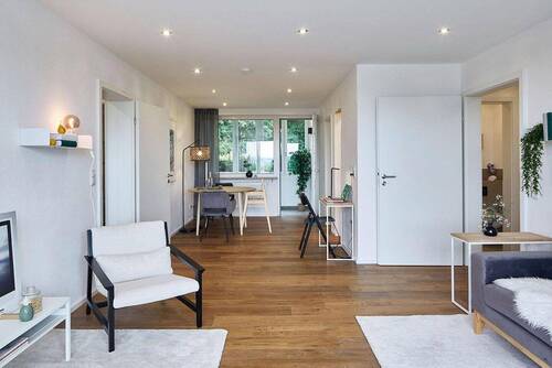 Blick in den Essbereich - 