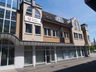 Ansicht Gebäude - „Praxis, Tagesklinik, Tagespflege oder Bürogemeinschaft mit Aufzug“