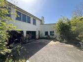 Hinterer Anbau und Halle - 