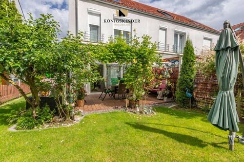 Sehr schöne Gartenansicht - 5 Zimmer Reihenendhaus zum Kaufen in Sindelfingen-Maichingen